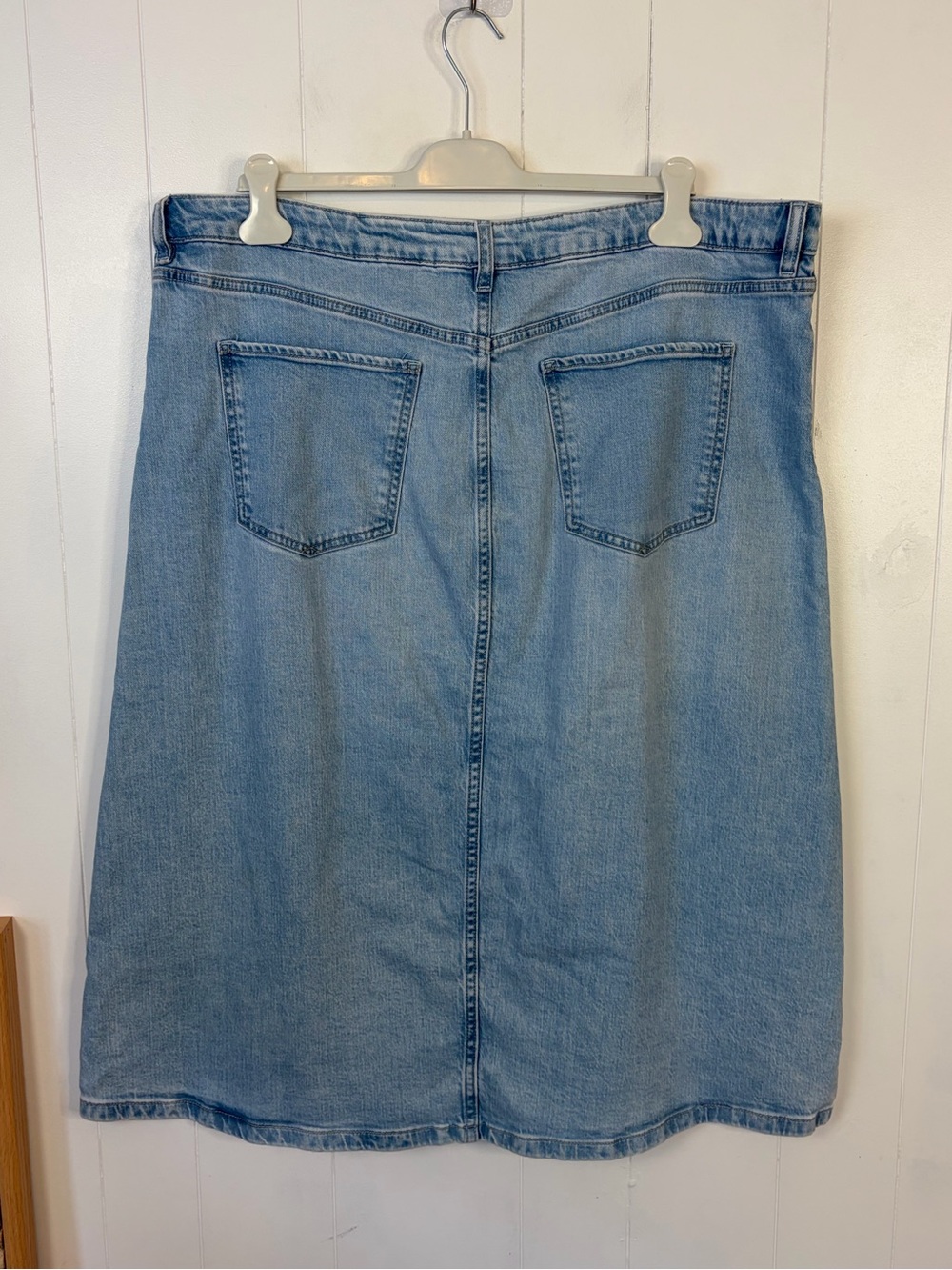 Reitmans Womens Size 36 18 Light Wash Denim Midi Jean Skirt A-Line high rise - Picture 3 of 9